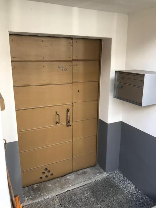 La Maisonnette : Charmante Maison Independante Salgesch Luaran gambar